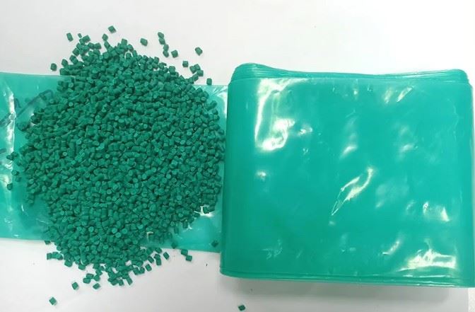 การเปรียบเทียบข้อดีและข้อเสียของผงหมึกหลักและแกรนูล - เครื่องบรรจุเม็ด PUDA